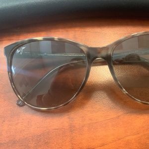 Mauji Jim's Ocean Sunglasses - Grey Tortoise Strip